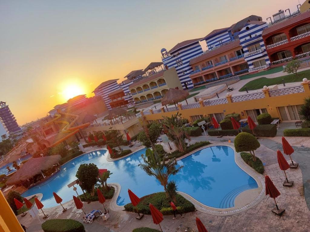 Porto Marina Resort Chalets Families Only El Alamein Ngoại thất bức ảnh